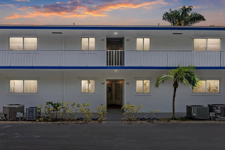 Property Photo: 2 Garden Street 203M FL 33469