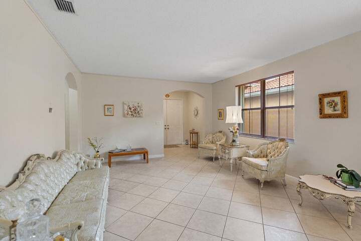 Property Photo: 2311 SW 125th Avenue FL 33027