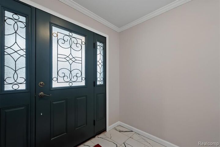 Property Photo:  15500 Millar Road  MI 48036 