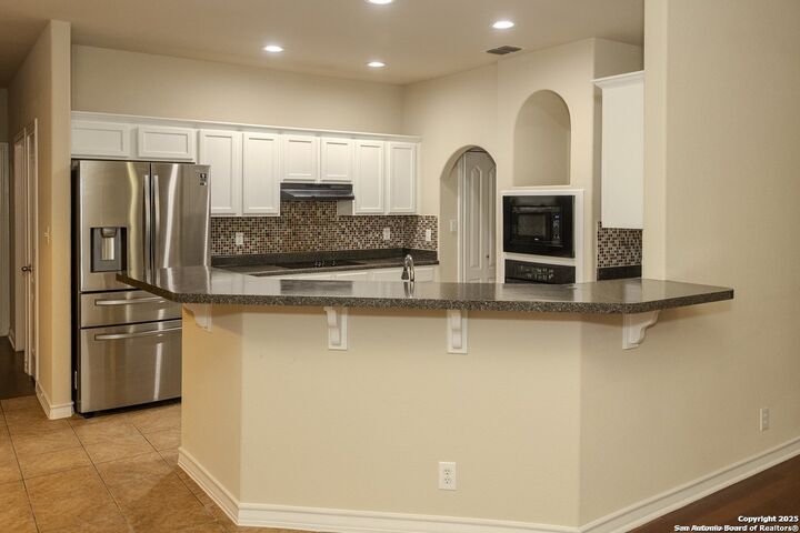 Property Photo:  8427 Magdalena Run  TX 78023 