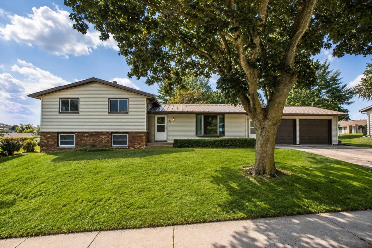 Property Photo: 617 Melanie Lane WI 54971