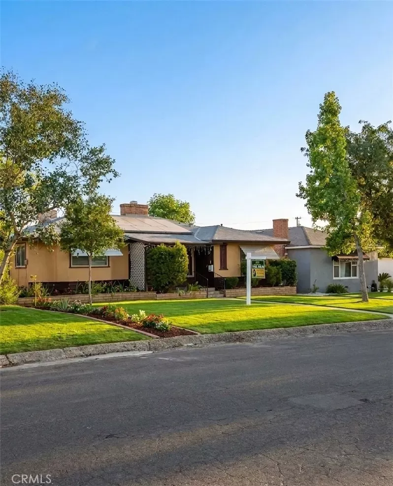 Property Photo: 3008 Bristol Avenue CA 93308