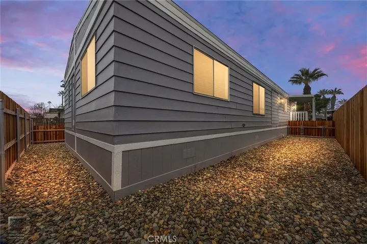 Property Photo:  103 Cedarwood  CA 93308 