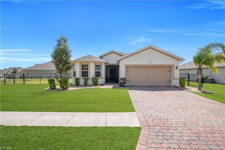 Property Photo: 10549 Canal Brook Ln FL 33936