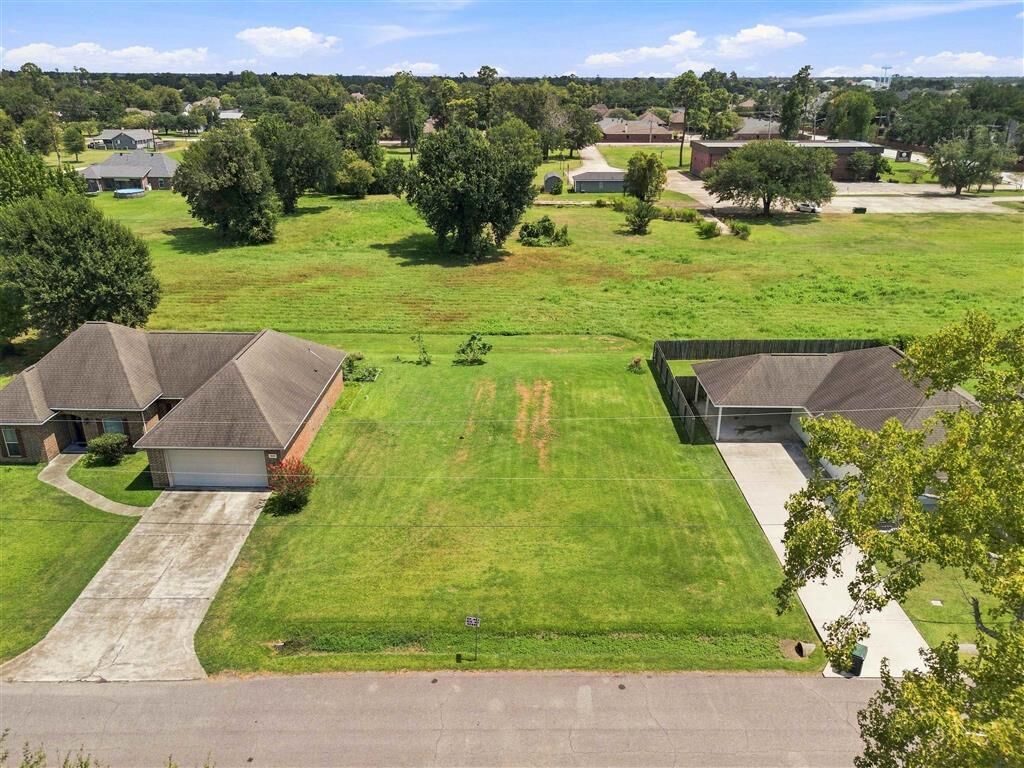 Property Photo:  Tbd Briarwood Road  LA 70605 