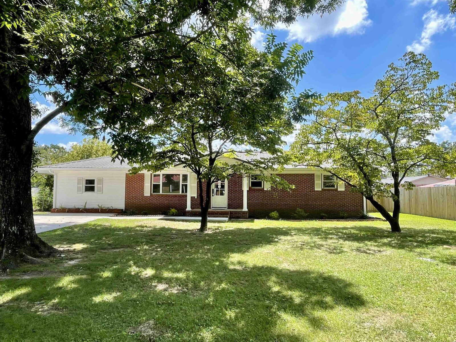 Property Photo:  1804 Culpepper St NW  AL 35055 