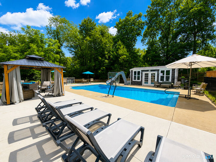 Property Photo: 658 Foster Street CT 06074