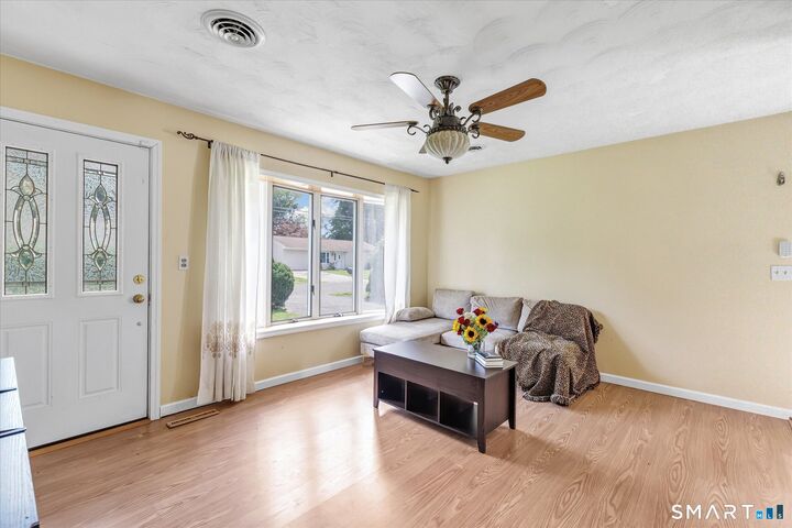 Property Photo:  12 Crestwood Road  CT 06401 