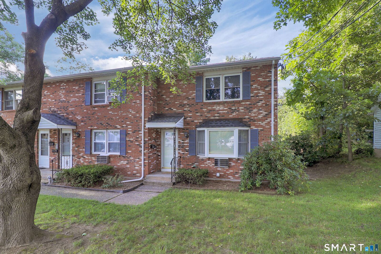 Property Photo:  64 Hawthorne Street D  CT 06010 