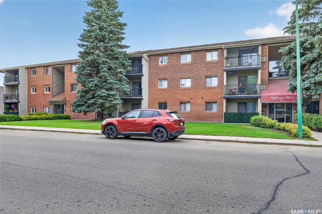 Property Photo:  4219 Degeer Street 39  SK S7H 4N6 