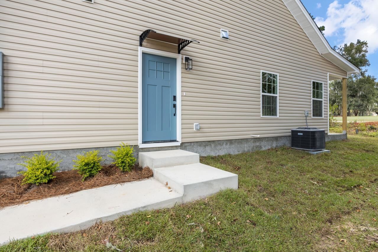 Property Photo: 1460 Willow Bend Way C FL 32301