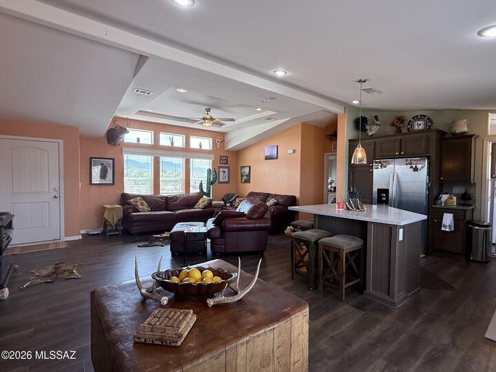 Property Photo: 3302 W Thunderbird Trail AZ 85602
