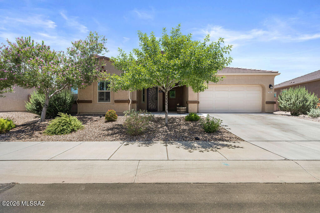 Property Photo:  8925 W Airdale Road  AZ 85653 