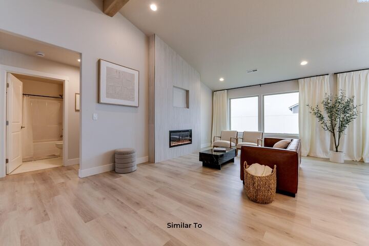 Property Photo: 6802 Road 104 WA 99301