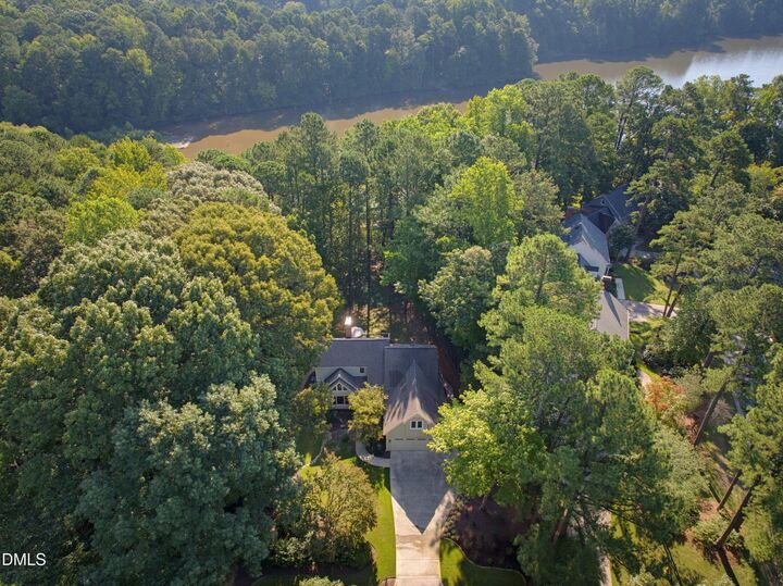 Property Photo:  7604 Glenharden Drive  NC 27613 