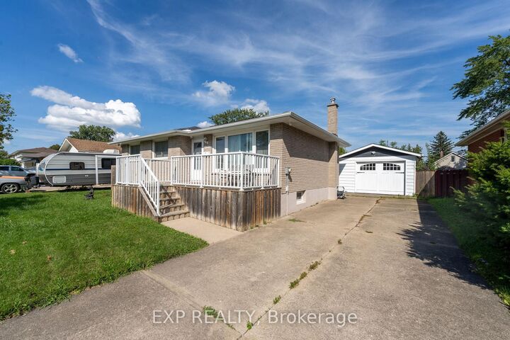 Property Photo:  7040 Warden Avenue  ON L2G 5P5 