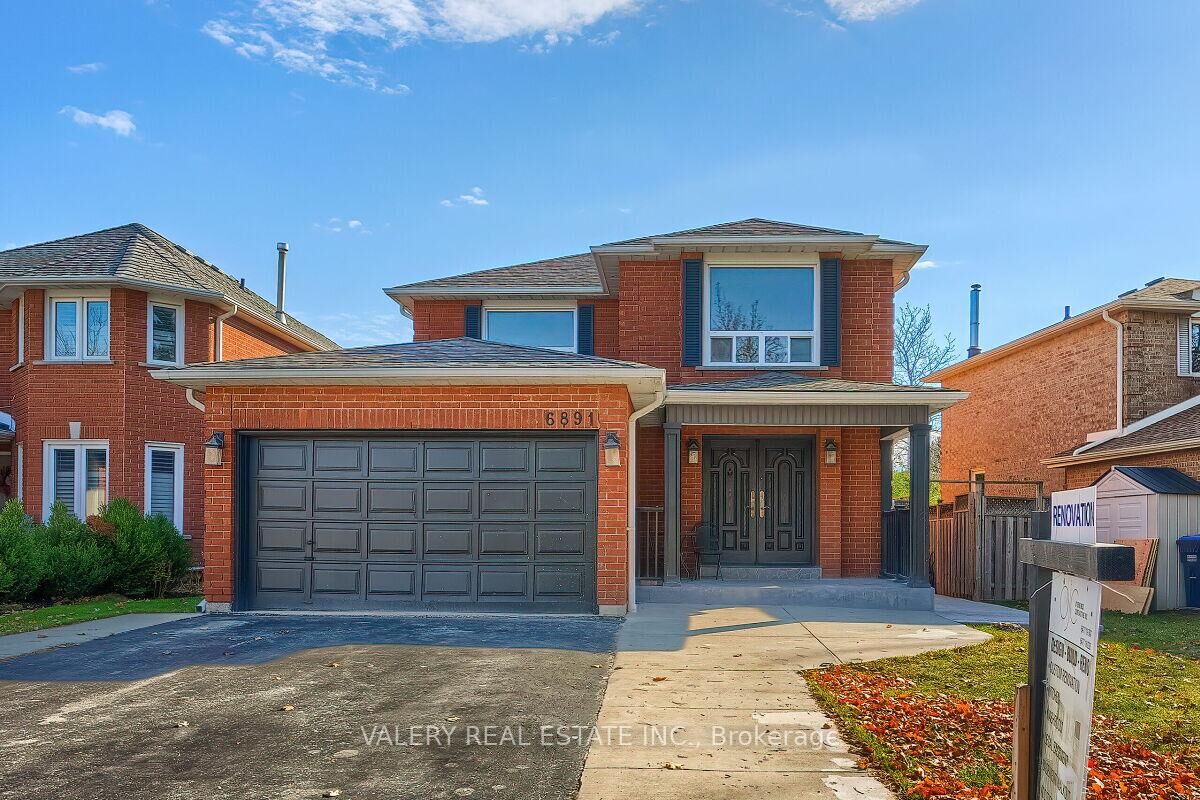 Property Photo:  
