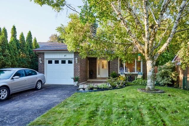 Property Photo:  41 Panter Crescent  ON L1S 3T4 