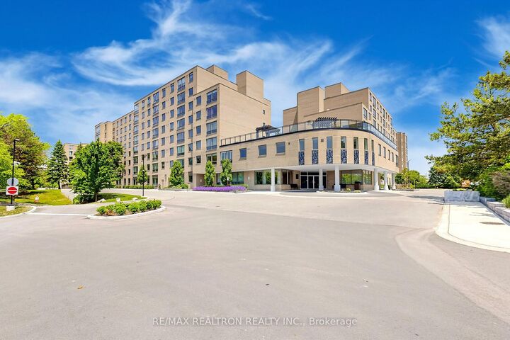 Property Photo:  326 Major Mackenzie Drive 307  ON L4C 8T4 