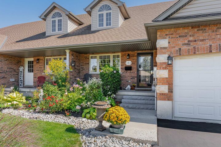 Property Photo:  111 Halls Drive  ON N0B 1S0 