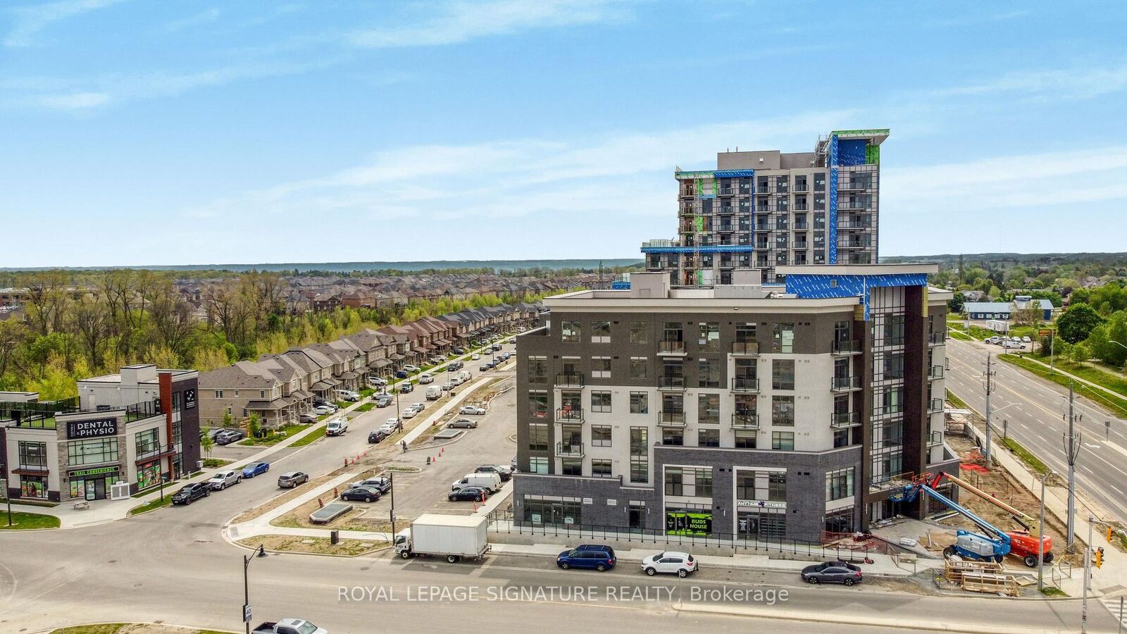 Property Photo:  10 Mallard Trail 437  ON L8B 2A7 