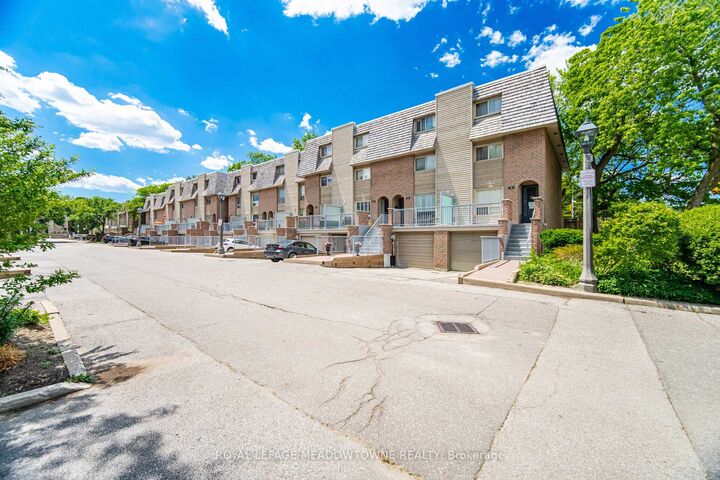Property Photo: 16 Dutch Myrtle Way ON M3B 3K8