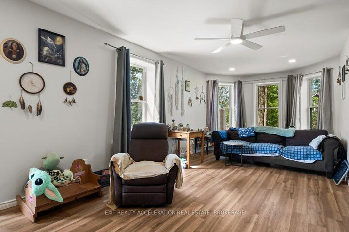 Property Photo:  349 Stanley Street  ON K0K 1X0 