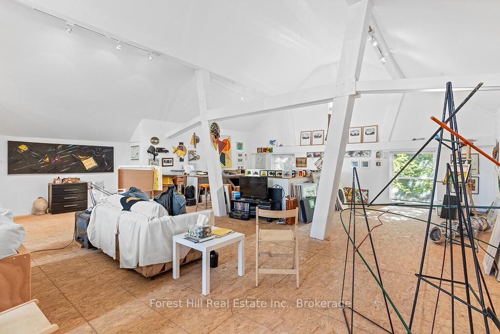 Property Photo:  15 Hill Street  ON N0C 1E0 