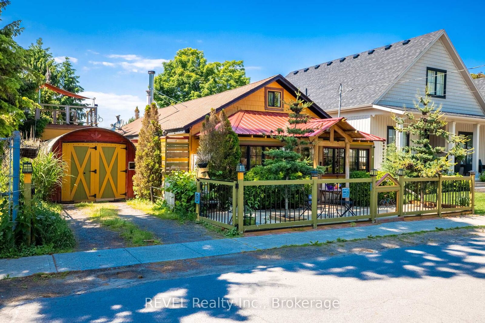 Property Photo:  3816 Crystal Beach Drive  ON L0S 1B0 