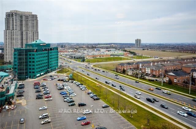 Property Photo:  4450 Tucana Court 1606  ON L5R 3R4 