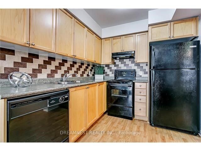 Property Photo:  4975 Southampton Drive 307  ON L5M 8C5 