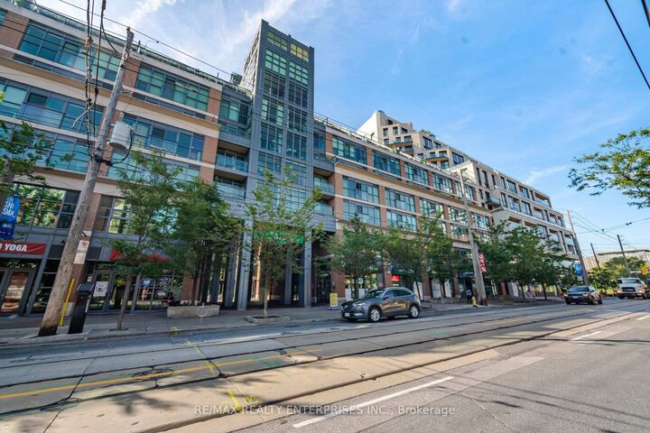 1169 Queen Street W 608 — photo 1