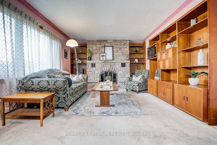 Property Photo:  16 Ayre Point Road  ON M1M 1G5 