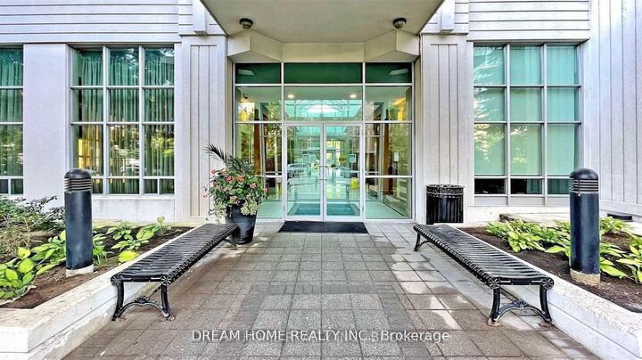 Property Photo:  31 Bales Avenue 2308  ON M2N 7L6 