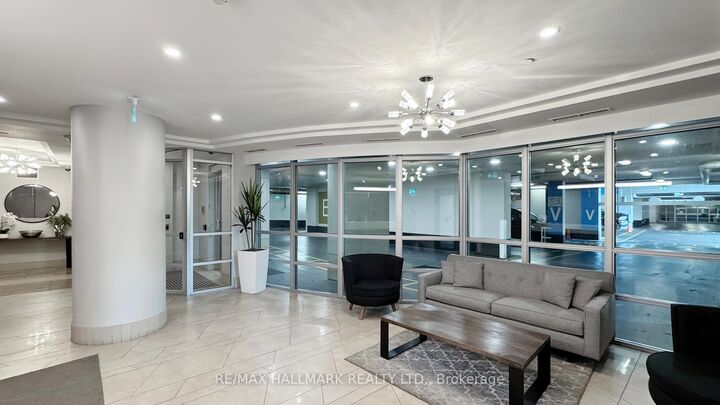 Property Photo:  1910 Lake Shore Boulevard W 1607  ON M6S 1A2 