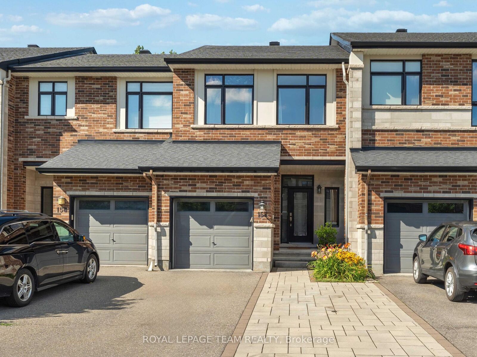 Property Photo:  152 Mattingly Way  ON K4M 0E2 
