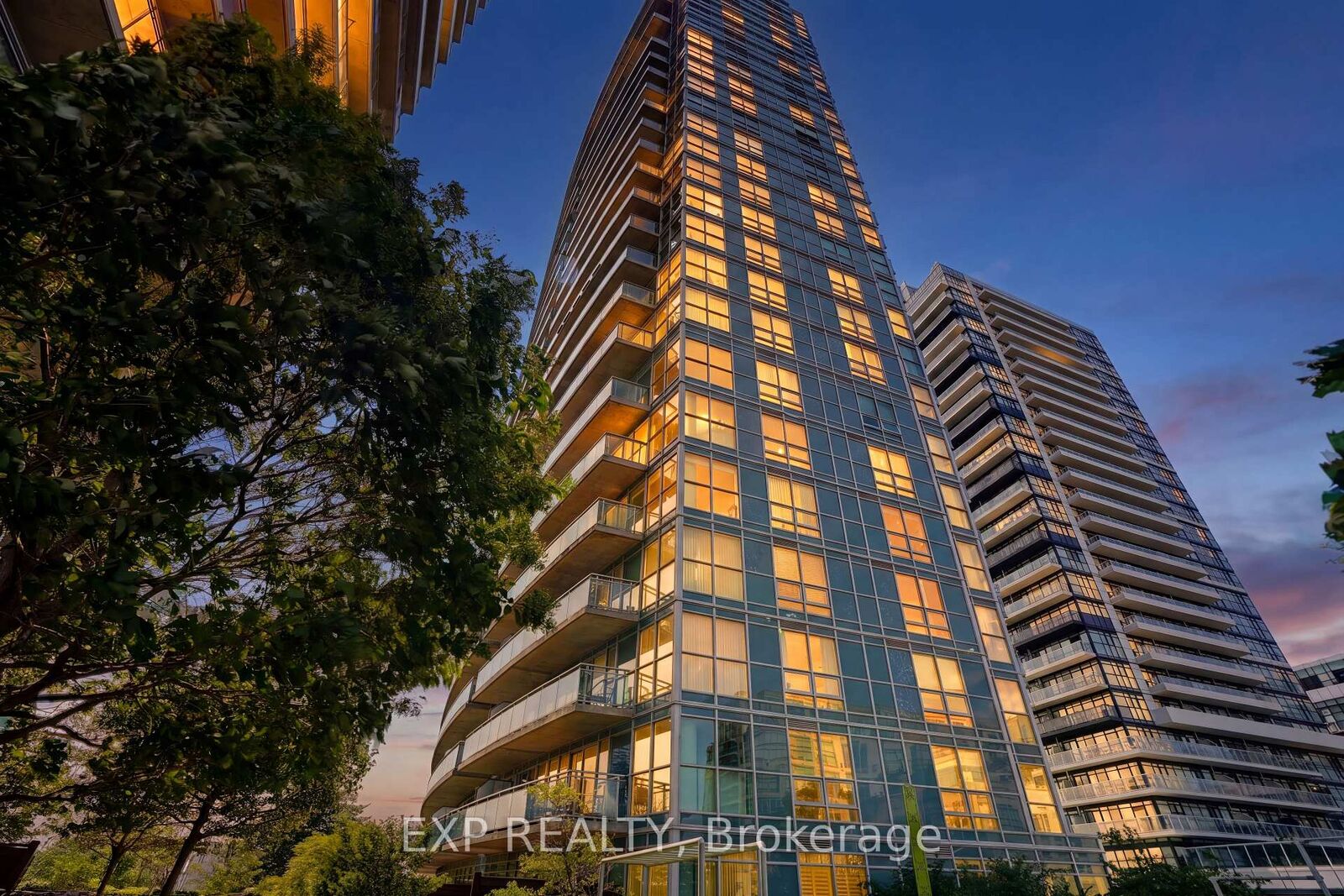 Property Photo: 155 Legion Road N 813 ON M8Y 0A7