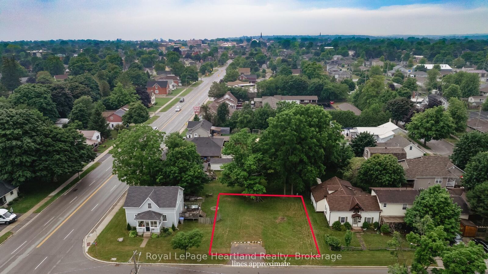 Property Photo:  Lot At 181 Oxford Street  ON N7A 1E8 