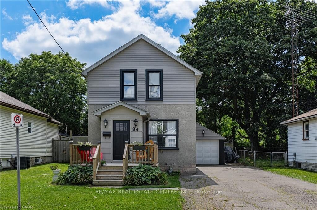 Property Photo:  84 Norfolk Avenue  ON N1R 3T9 