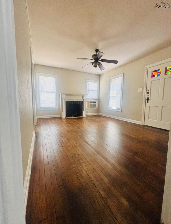 Property Photo:  2502 Marie Street  TX 76301 