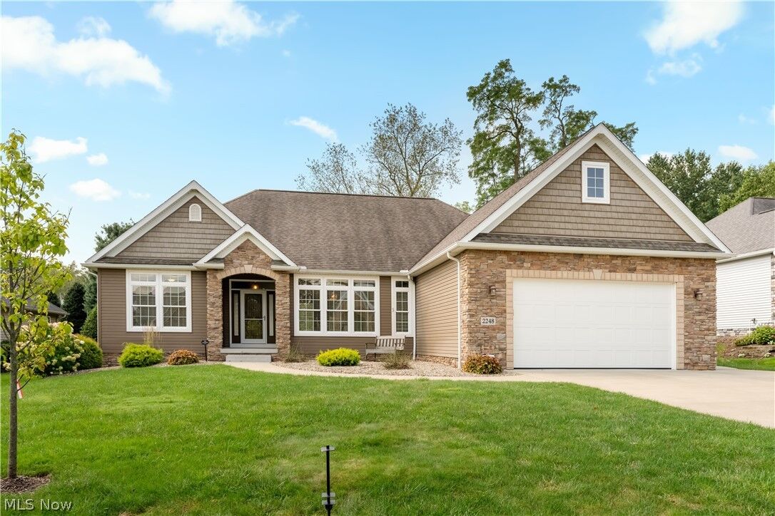Property Photo: 2248 Grimsby Street NW OH 44720