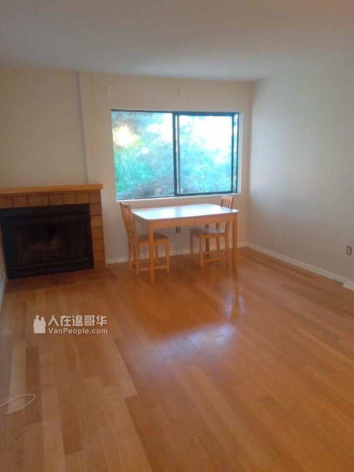 Property Photo:  7297 Moffatt Road  BC V6Y 3E6 