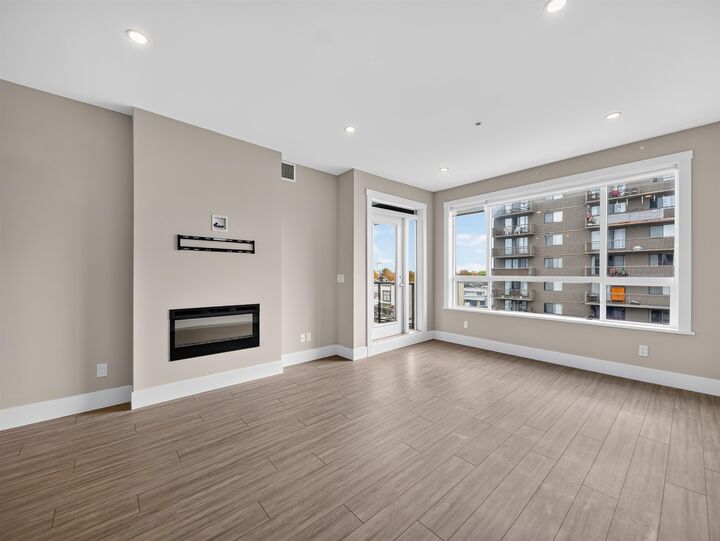 Property Photo:  22335 McIntosh Avenue 405  BC V2X 3C2 