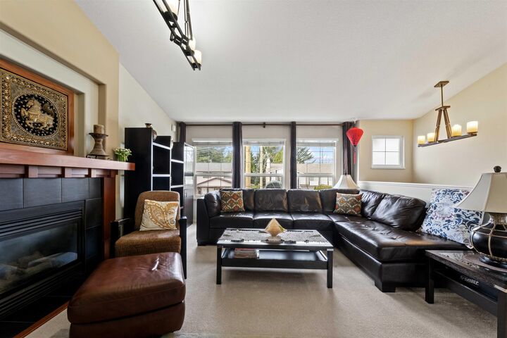 Property Photo:  11982 230 Street  BC V2X 7Z8 