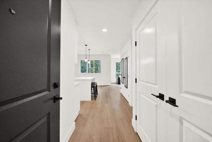 Property Photo:  3528 146A Street 309  BC V4P 0H4 
