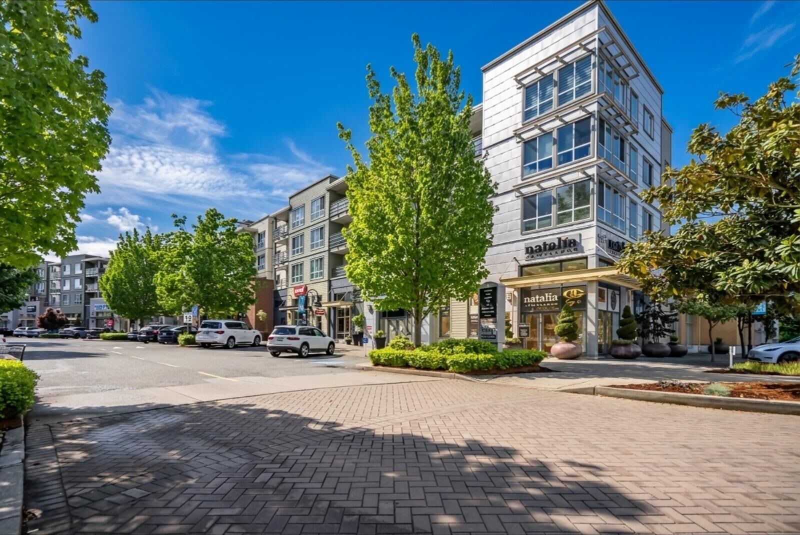 Property Photo:  15735 Croydon Drive 406  BC V3Z 2L5 