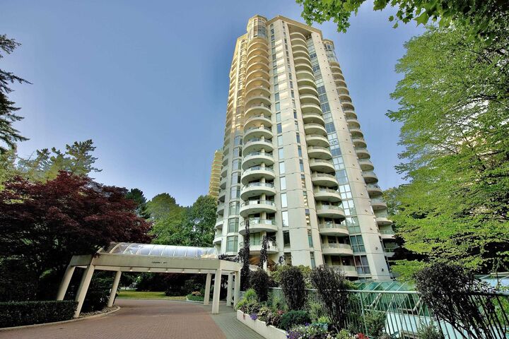 Property Photo: 6188 Patterson Avenue 105 BC V5H 2N1