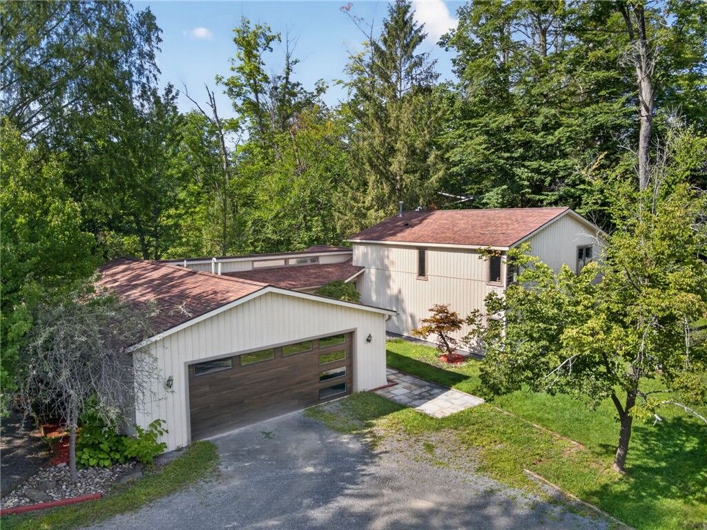 Property Photo:  311 Saint Catherines Circle  NY 14850 