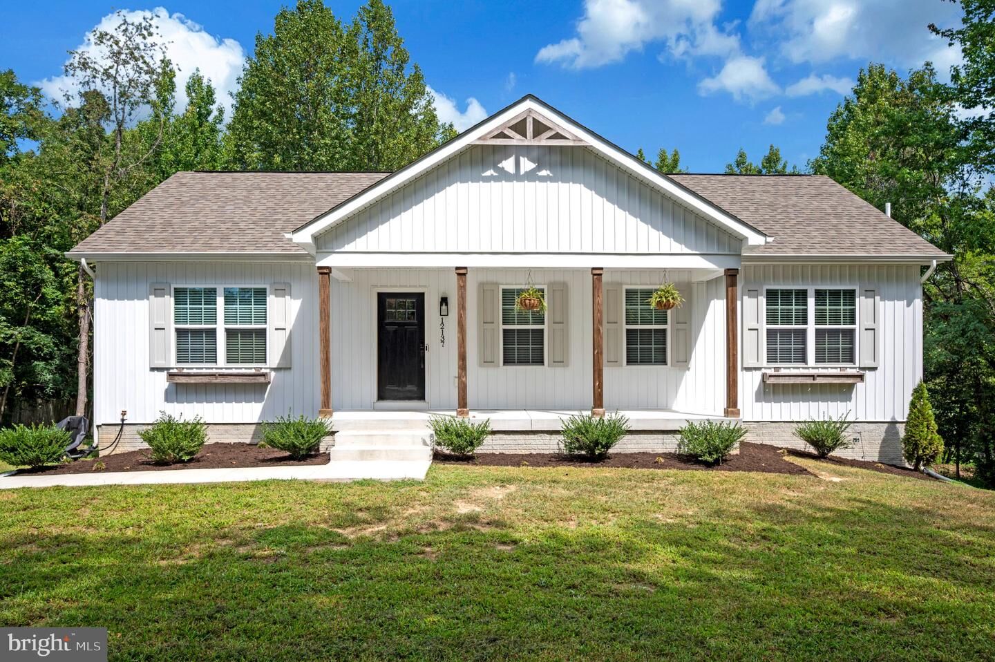 Property Photo: 12137 Ridge Road VA 22485