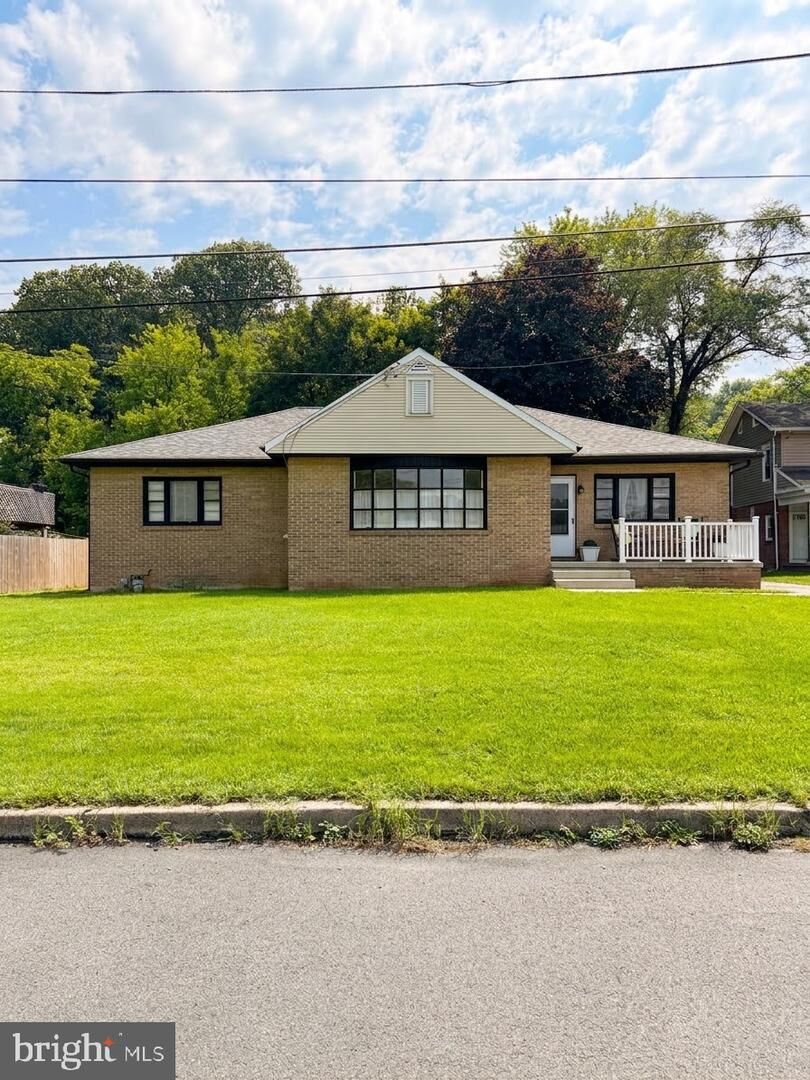 Property Photo: 3120 Oley Turnpike Road PA 19606